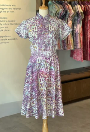 Ayu Set 14 (Minah Top + Ayu Lady Batik Midi Wavy Skirt)